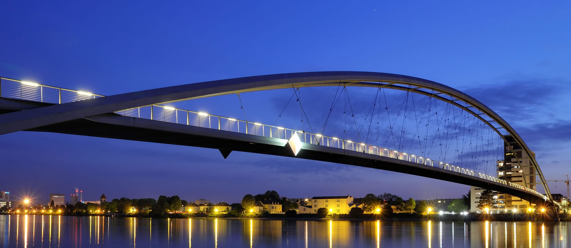 Passerelle de Huningue sur le RHIN