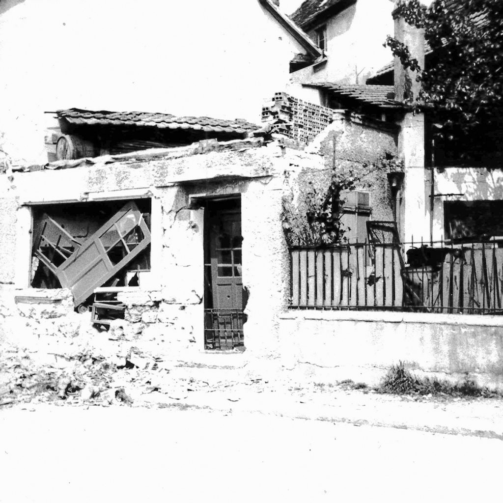 Huningue est anéantie en 1945 après la Libération