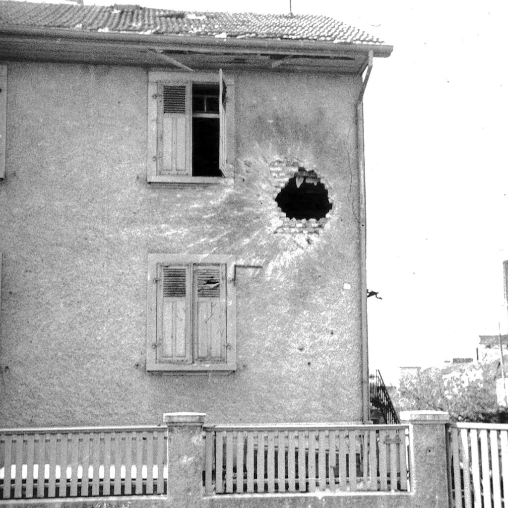 Huningue est anéantie en 1945 après la Libération