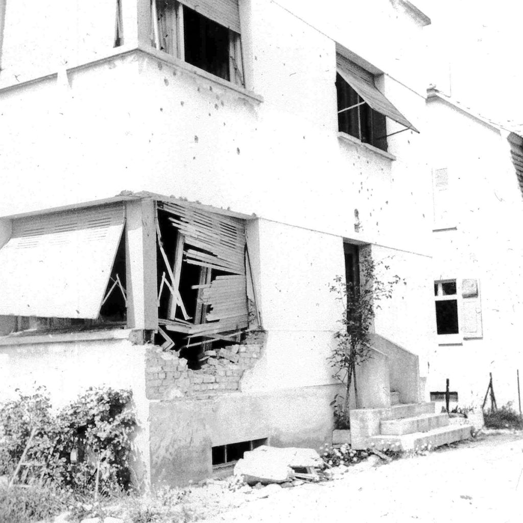 Huningue est anéantie en 1945 après la Libération