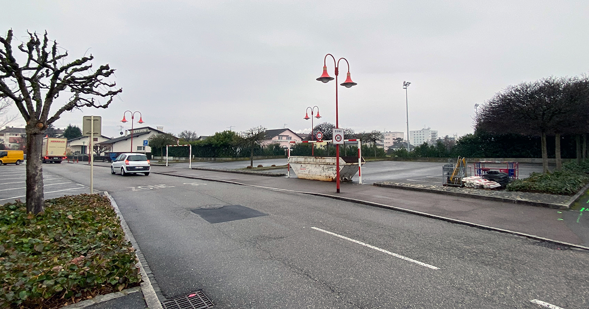 Réaménagement du parking du stade